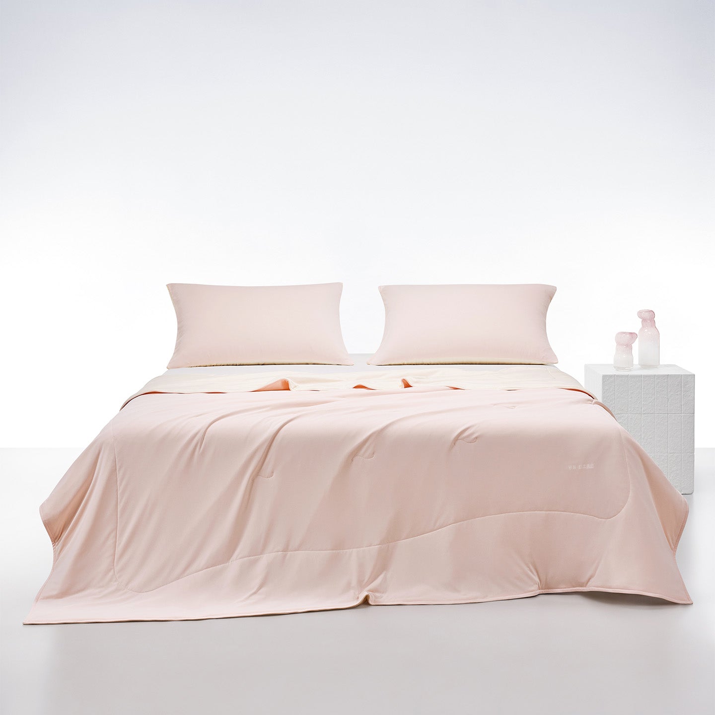Quick-Dry Cooling Fiber Dual-Sided Feel comforter