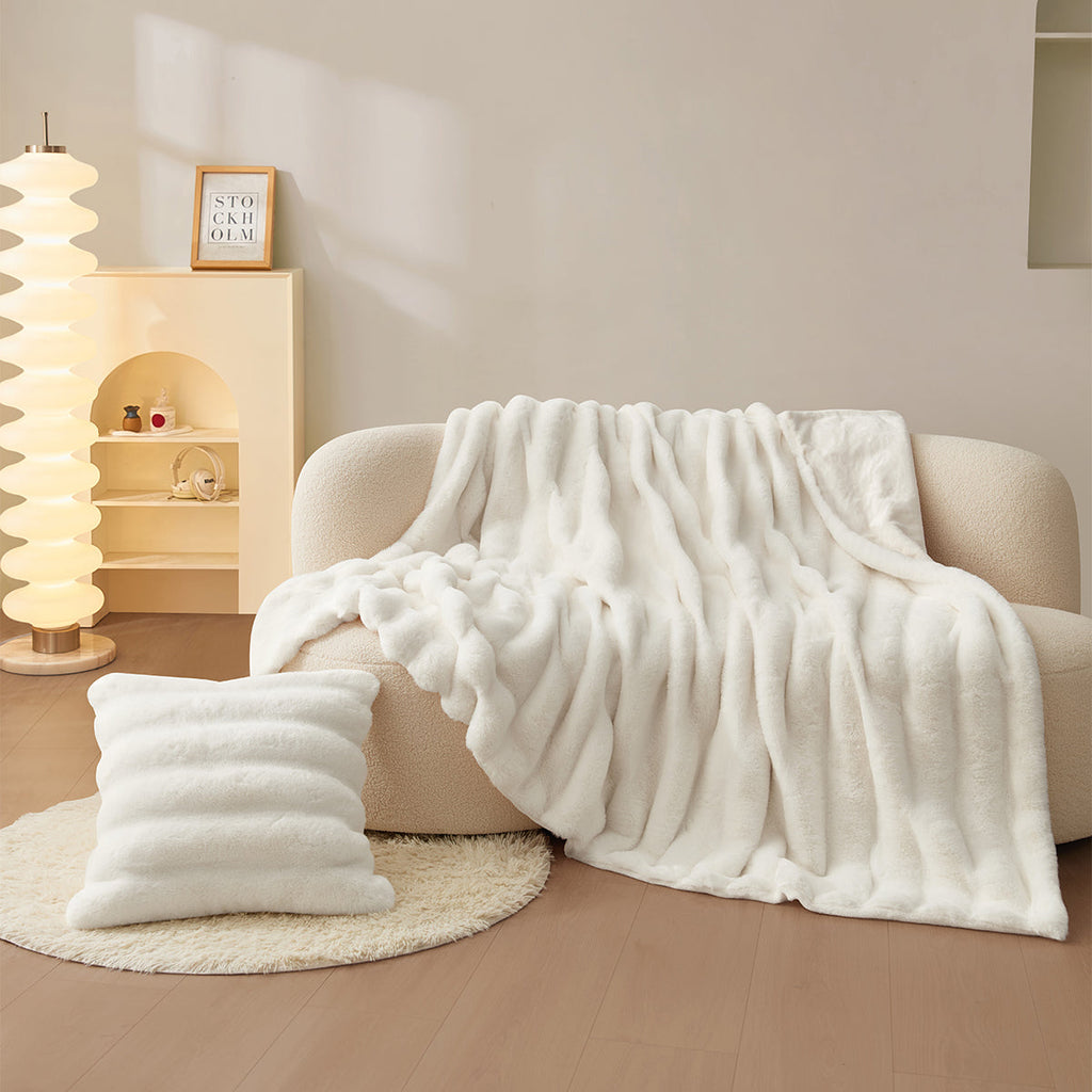 Double-Sided Anti-Static Faux Fur Cushion Blanket