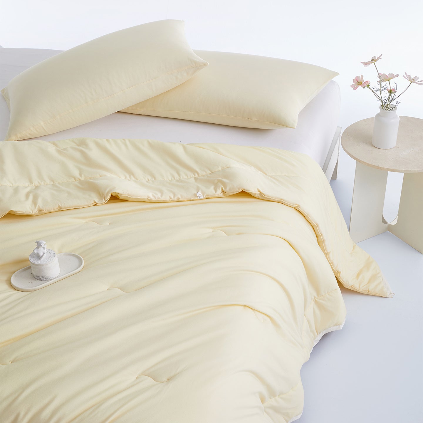 CloudKnit Tencel-Cotton Comforter