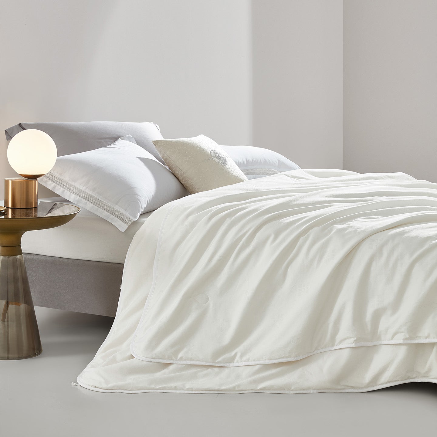 Jacquard Cotton Silk-Filled 2-in-1 Duvet