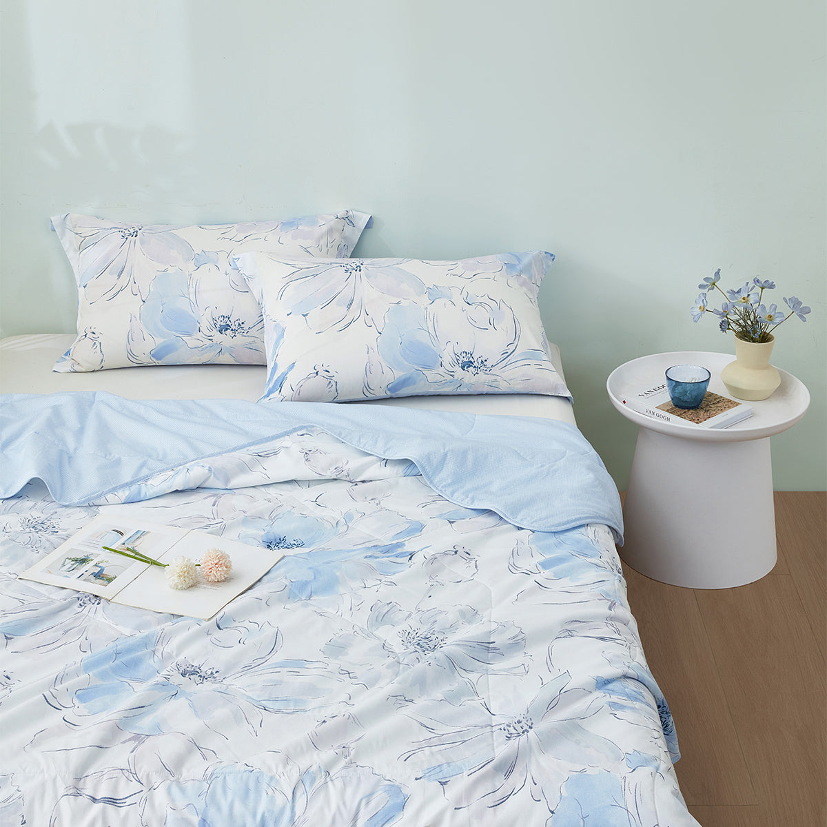 Washable Cotton Summer Duvet - Azure Bloom