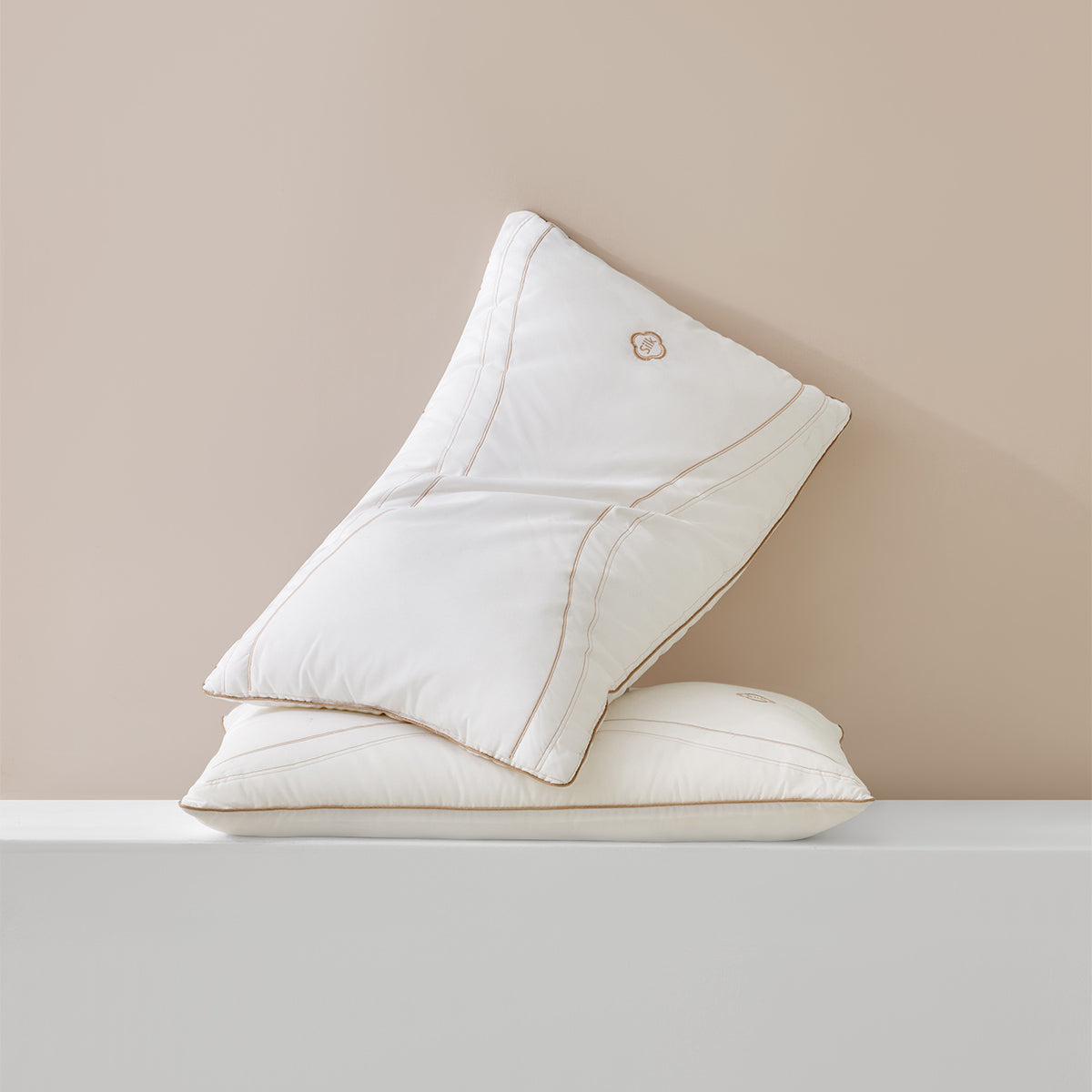 Mulberry Silk-Filled Soft Touch Pillow