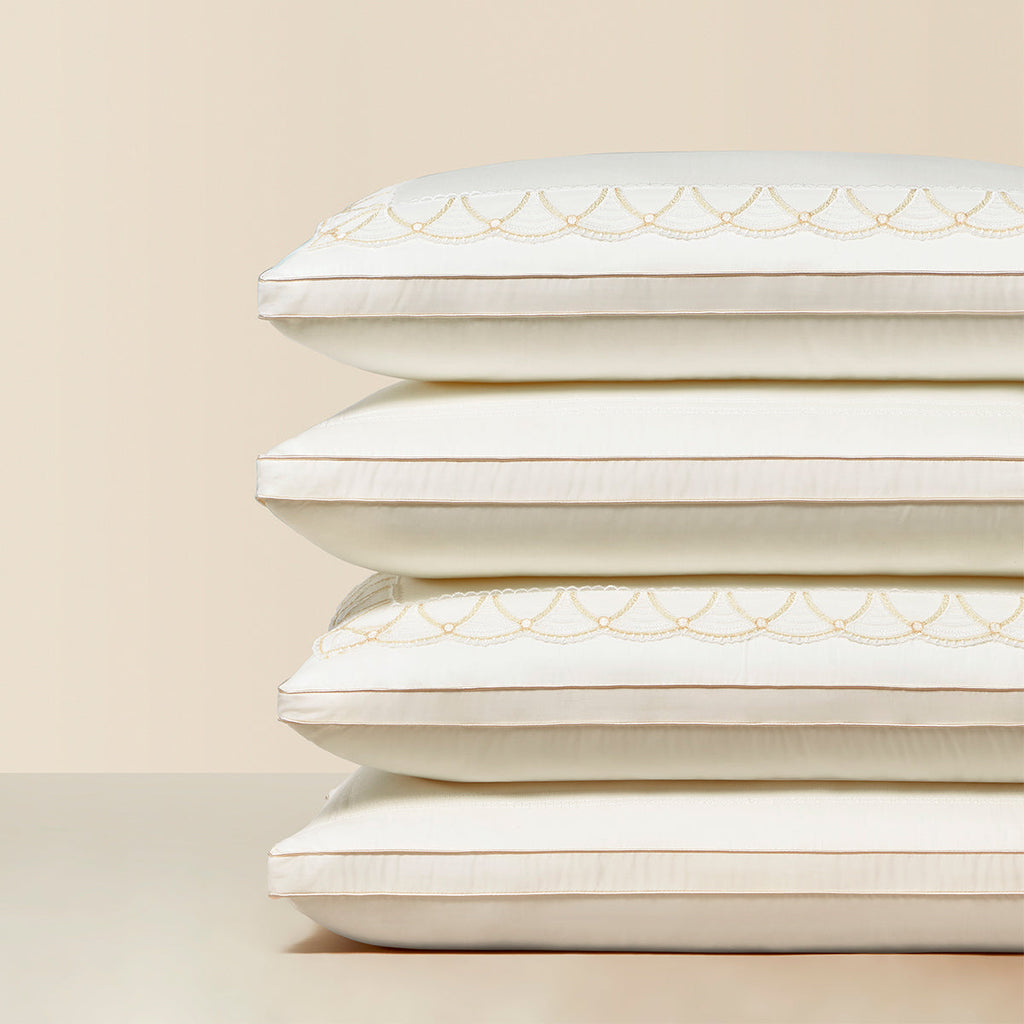 Natural Silk Layered Support Pillow