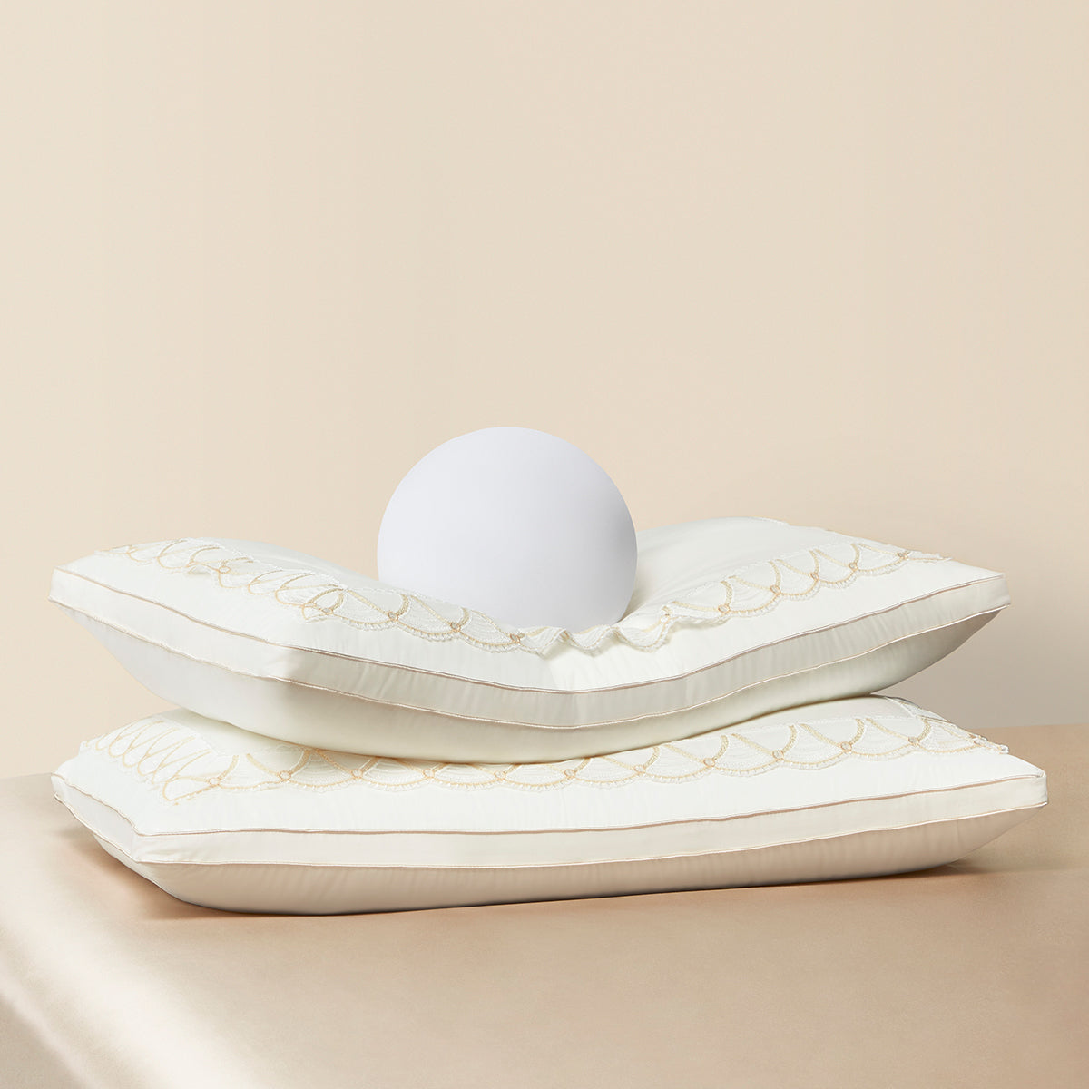 Natural Silk Layered Support Pillow