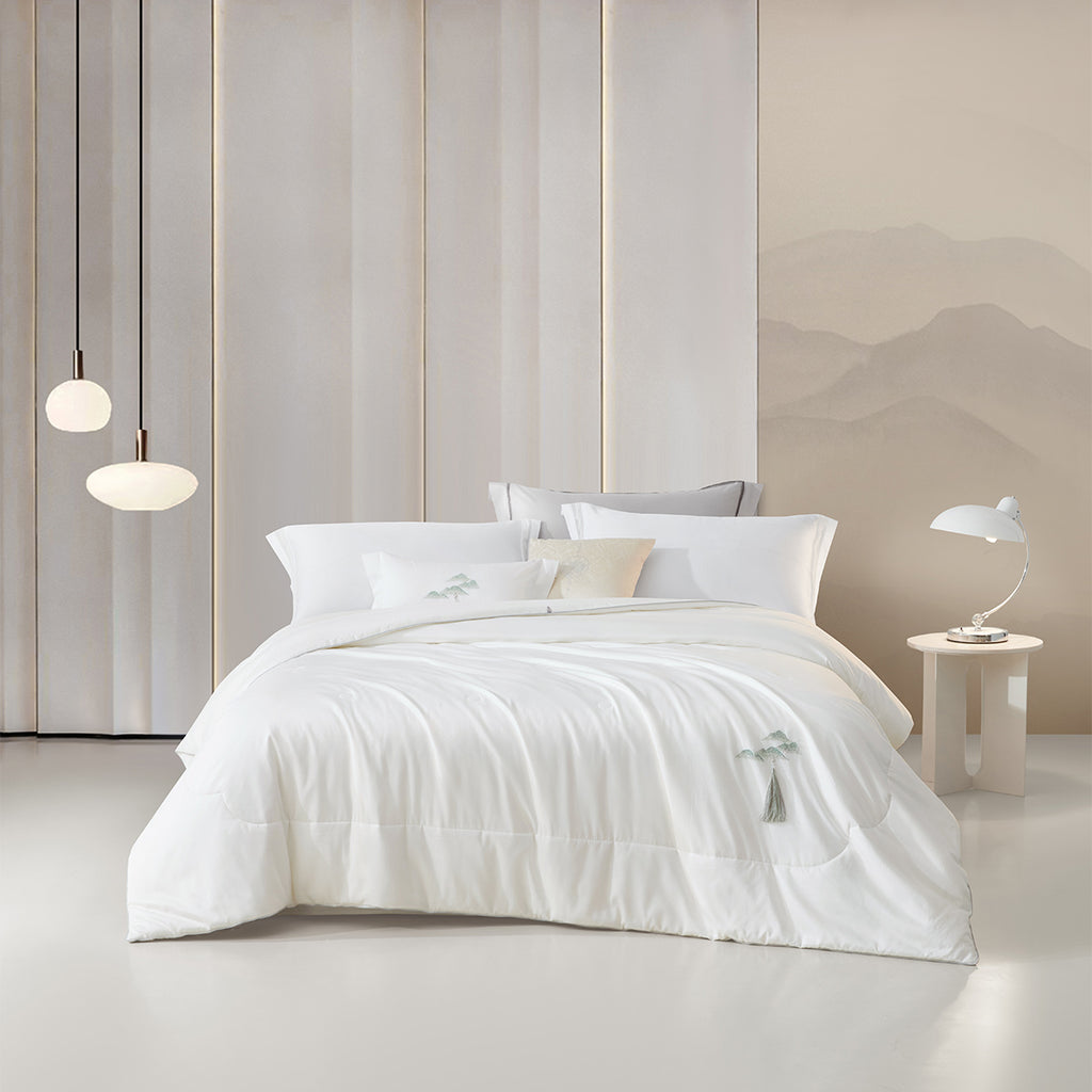 Landscape Embroidered Silk-Filled All-Season Duvet