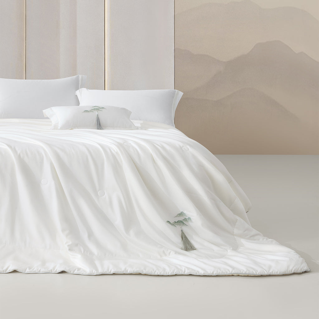 Landscape Embroidered Silk-Filled All-Season Duvet