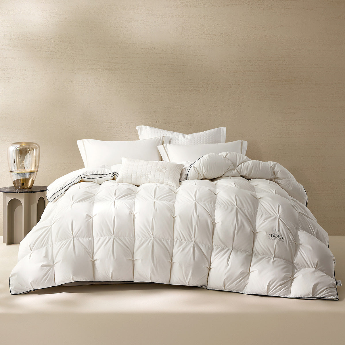95% White Goose Down Year-round Comfort Duvet